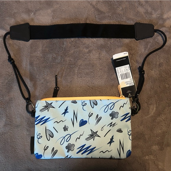 Mickey Mouse Adidas crossbody bag NEW - Picture 2 of 5